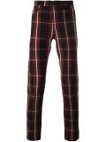 checked trousers 