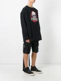 skull print distressed sweatshirt