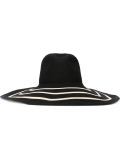 wide brim hat