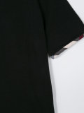 short-sleeved T-shirt