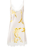 Décolleté night gown
