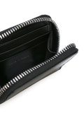 zip around wallet