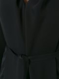 束腰V领罩衫