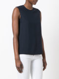 sleeveless top 