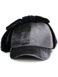 'Velvet Bow'棒球帽