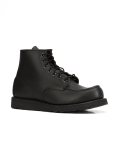 lace-up boots 
