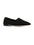 pointed slippers