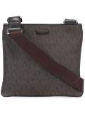 zipped messenger bag