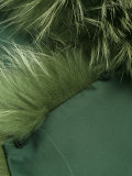 fur collar