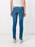  distressed jeans 