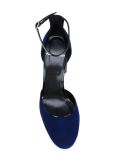 'Belle' pumps 