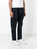 straight trousers 