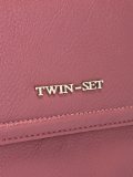 lettered chain shoulder bag