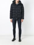 'Outwear'夹克