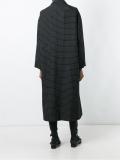 格纹外套