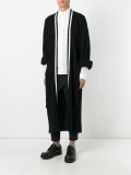 束腰带开襟式外套