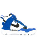 Nike x Undercover SFB Jungle Dunk运动鞋 