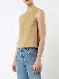 sleeveless top 