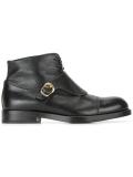 buckled detailing boots