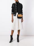 chain strap shoulder bag