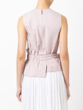bow detail tank