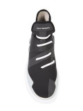 contrast trainers 