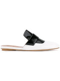 mule with elongated shape