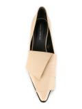 pointed toe pumps