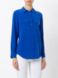 buttoned blouse 