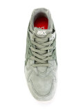 lace up trainers 