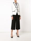 wide-leg cropped trousers