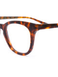 D-frame glasses