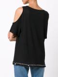 cut-off sleeves blouse