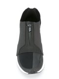 'X Zip Low'运动鞋
