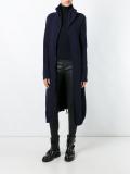 zipped coat 