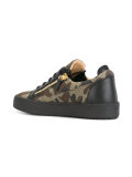camouflage Kriss sneakers
