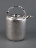 金属茶壶