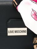 flap closure shoulder bag