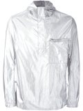 'Packable' wind breaker