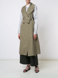 Sleeveless Belted风衣