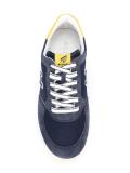 lace up trainers 