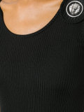 lion studs top 