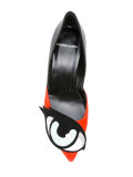 eye-detail pumps