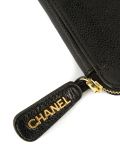 zip around clutch