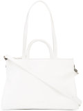 4 Dritta tote 