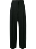 pleated trousers