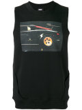 sleeveless car print T-shirt