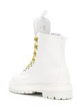 'Hiking Mountain' boots