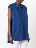 loose-fit sleeveless shirt 