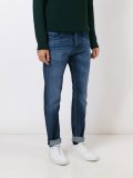 'Larry'锥形牛仔裤